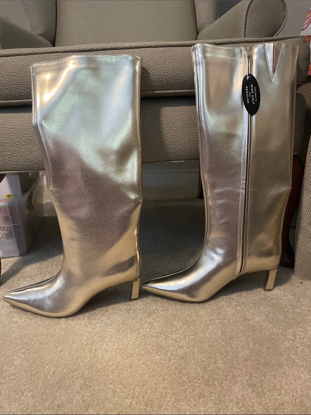 Women's Metallic Silver Knee-High Pointed-Toe Heeled Boots